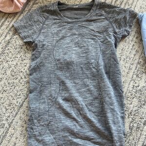Grey Lululemon top - size S
